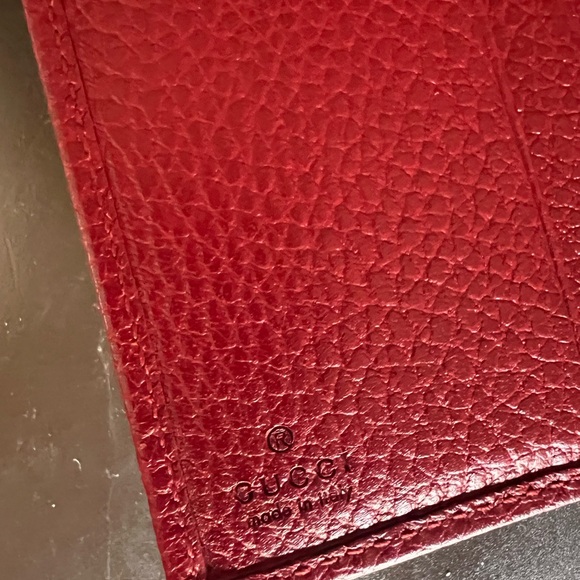 💯 Authentic Gucci Red Wallet - Picture 6 of 10